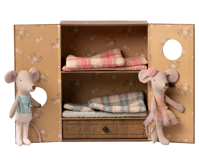 Ballet Mice In Dance Studio, Litttle Sister & Brother