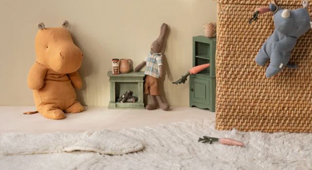 Safari Friends Medium Honey Hippo