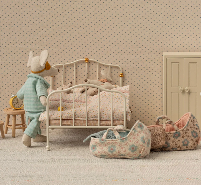 Mouse Vintage Bed - Off White