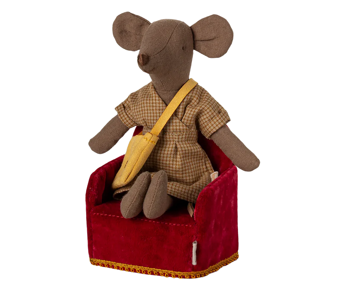 Red Folding Mouse Chair