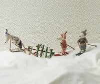 Winter Mouse With Ski Set,Big Sister-Rose