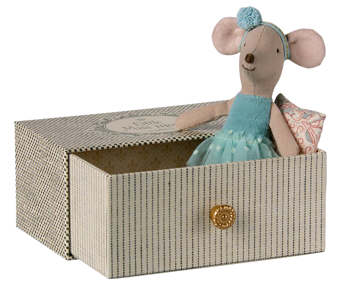 Maileg Dance Mouse In A Daybed, Little Sister In Mint