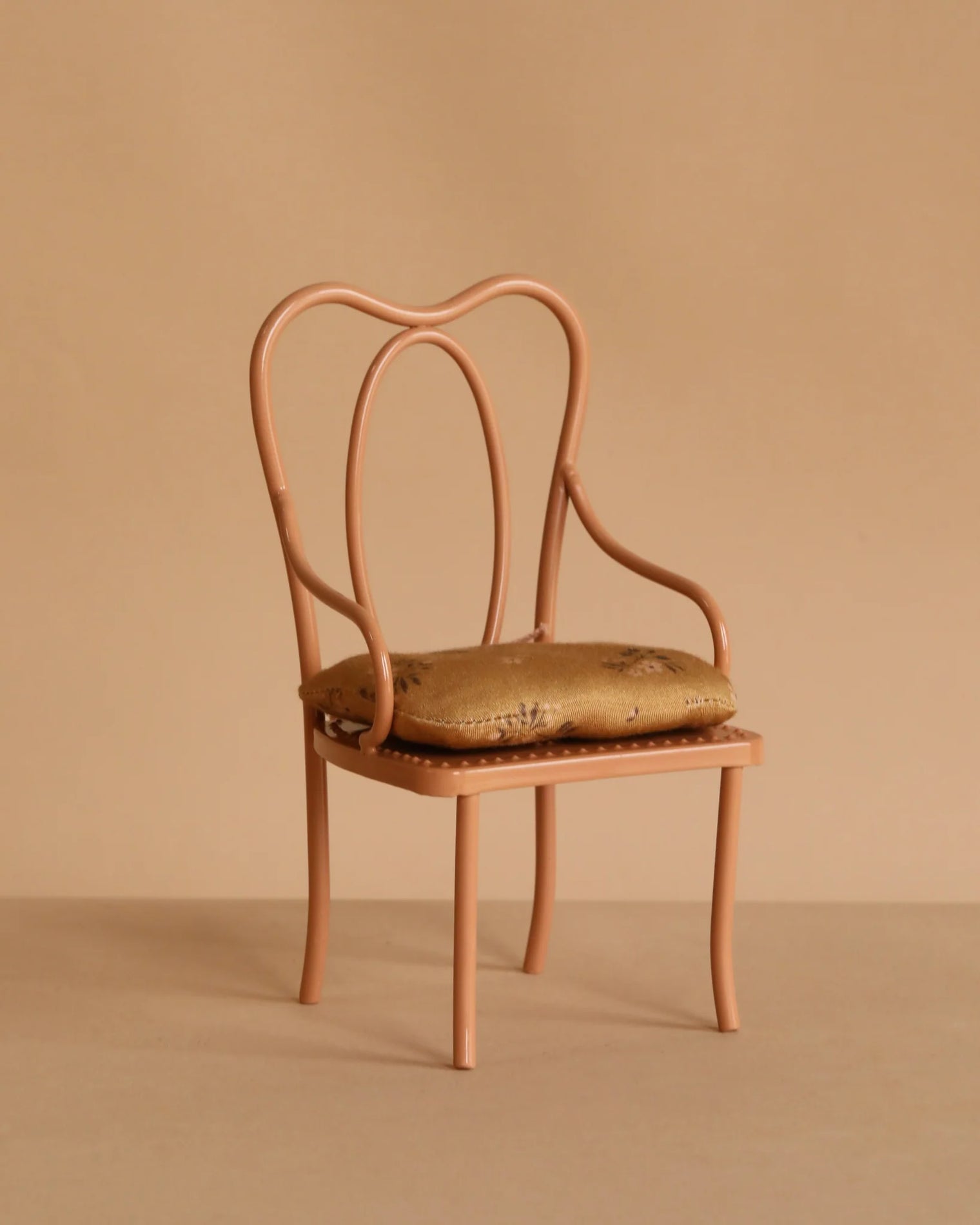 Vintage Chair - Mini - Dark Powder