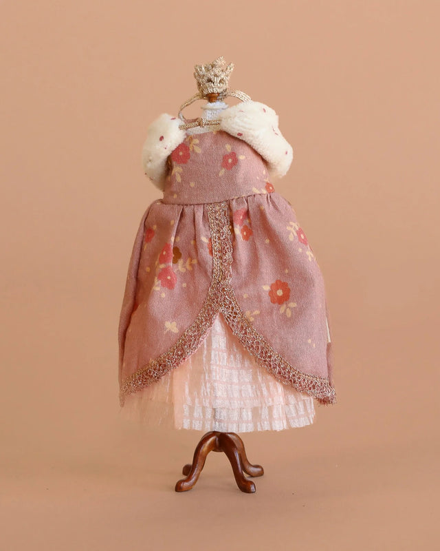 Queen Dress Mum Mouse