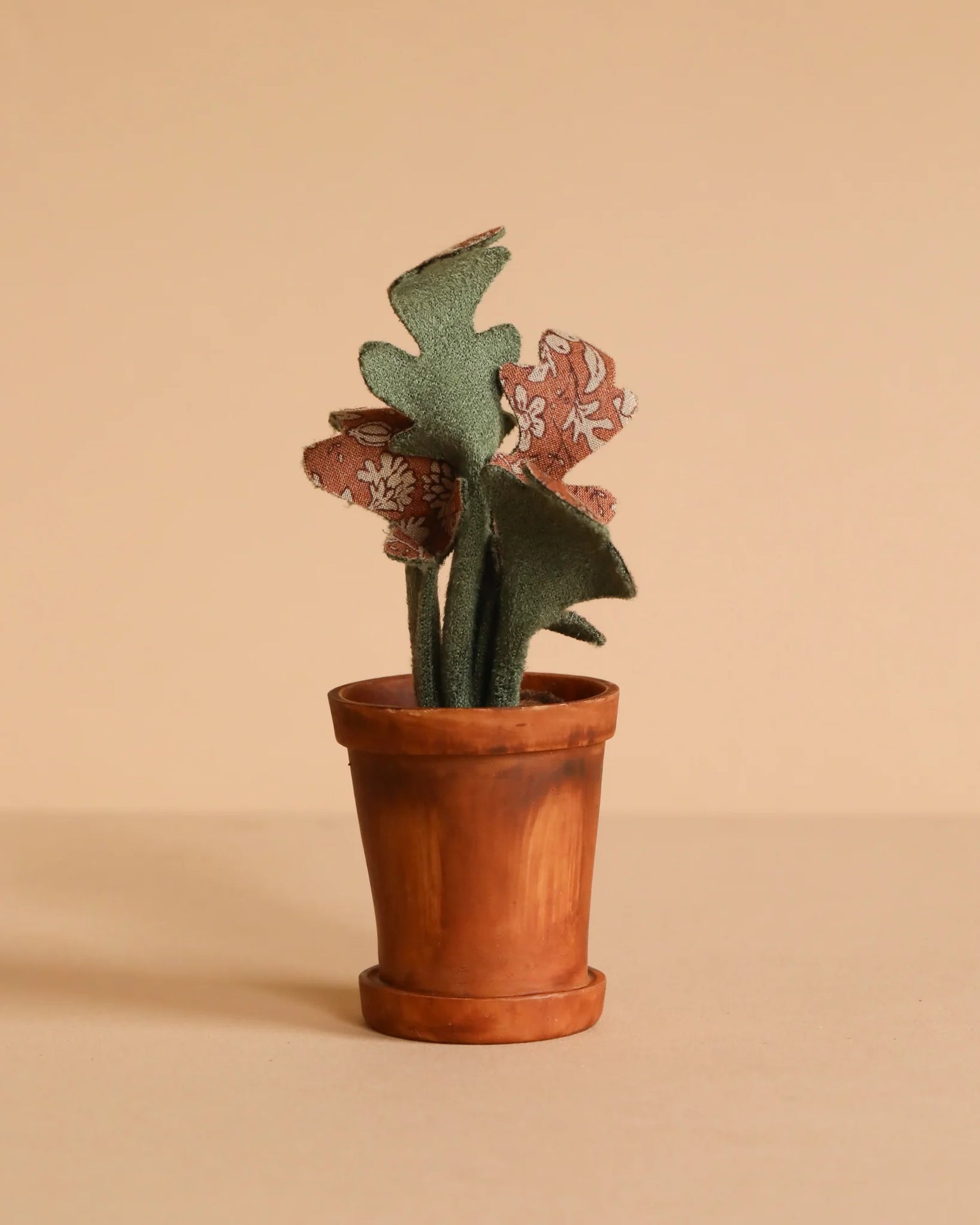 Flower Pot w/ Plant