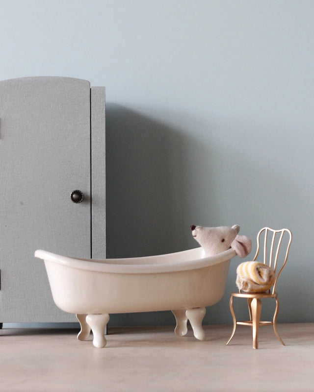 Miniature Bathtub