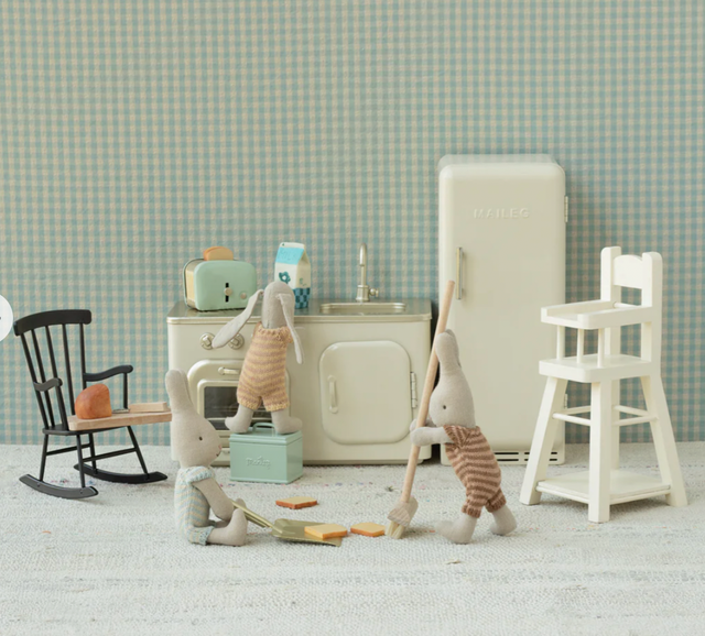 Miniature Kitchen