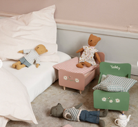 Wooden Bed, Teddy dad
