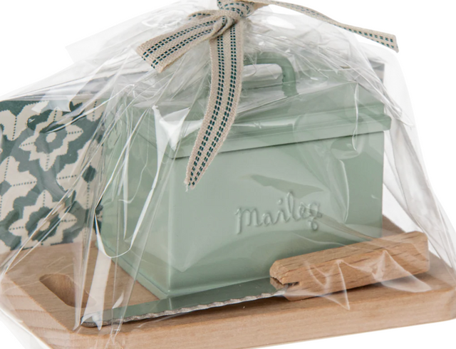Bread Box w/ Utensils