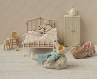 Maileg Carry Cot, Baby Mouse Size- Rose