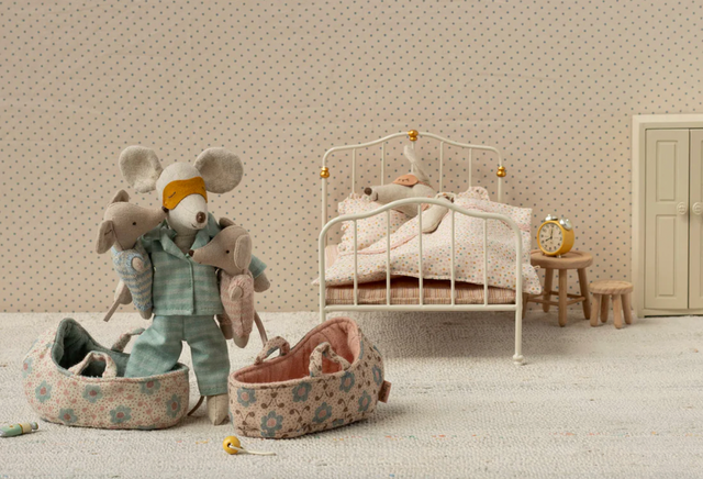 Maileg Baby Mouse In Carry Cot- Rose
