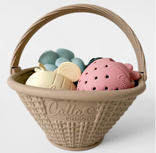 Strawberry Patch Bath Toys