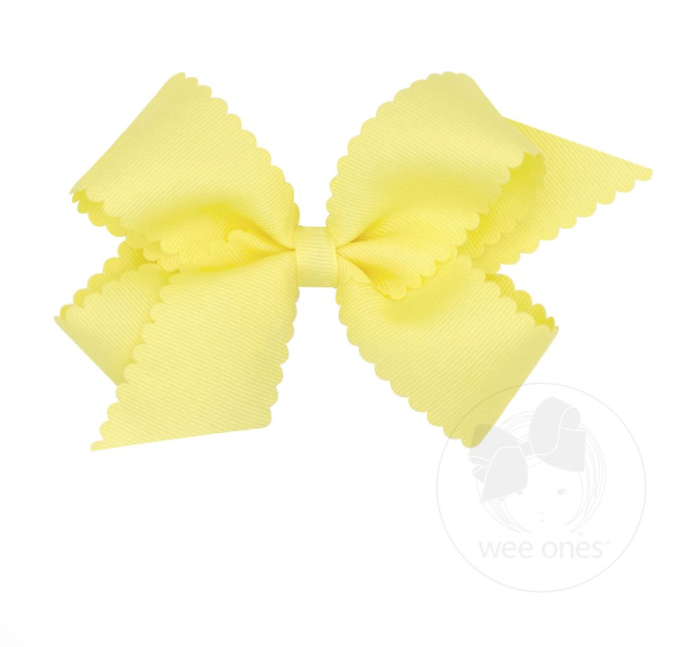 Medium Grosgrain Hair Bow with Scalloped Edge, Light Yellow