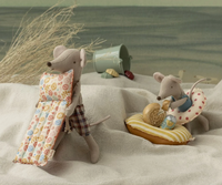 Beach Mouse with Air Mattress, Dad - Flower