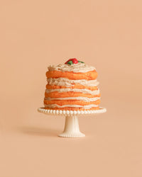 Party Cake and Cake Stand, Mouse, Off White